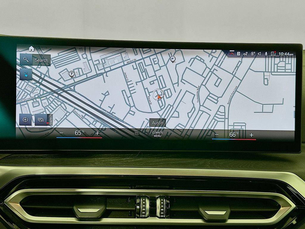 Thumbnail: 2022 BMW i4 - 13