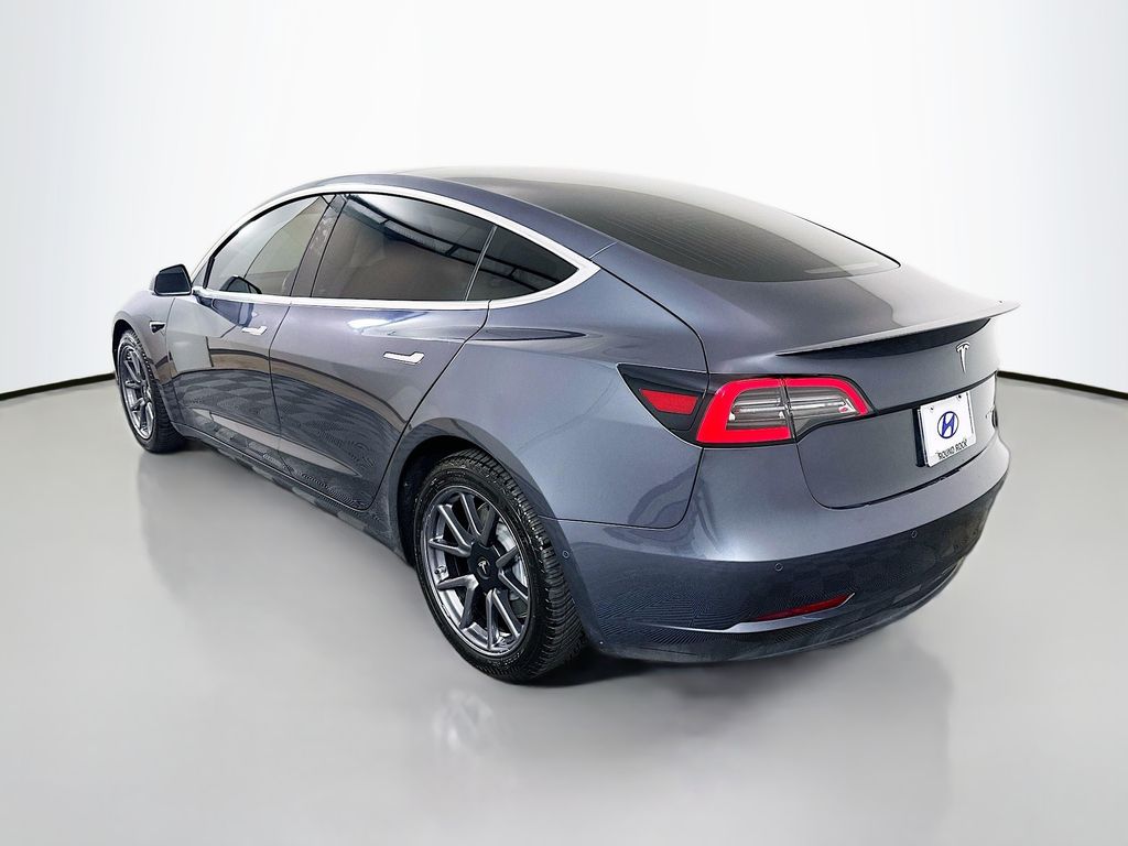Thumbnail: 2019 Tesla Model 3 - 7
