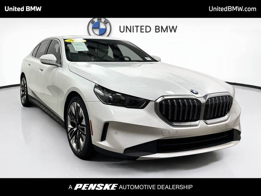 Thumbnail: 2024 BMW 5 Series - 3