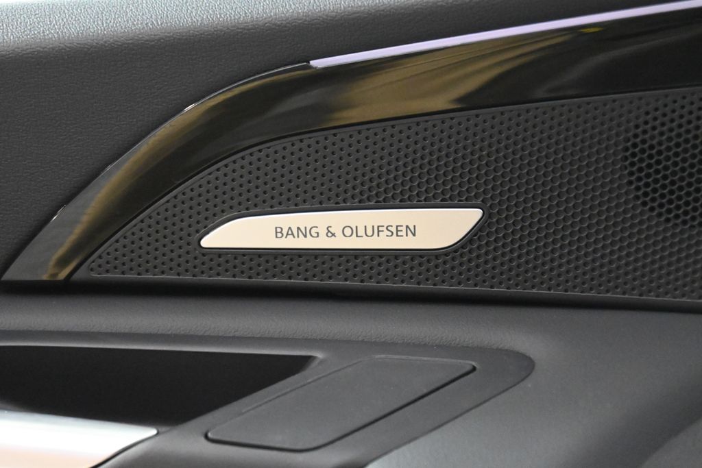 Thumbnail: 2025 Audi Q5 - 24