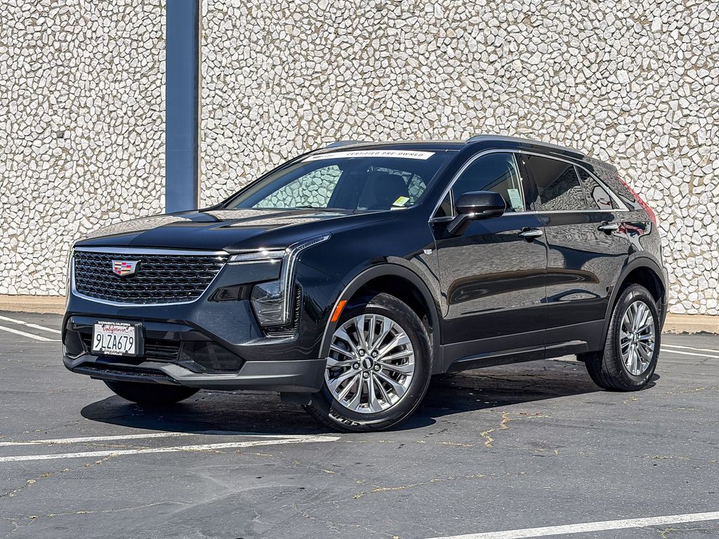 2024 Cadillac XT4 Premium Luxury AWD