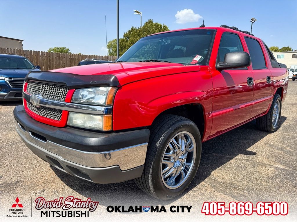 Red Metallic 2003 Chevrolet Avalanche Pickup Truck Rear-Wheel Drive 4-Speed Automatic Overdrive