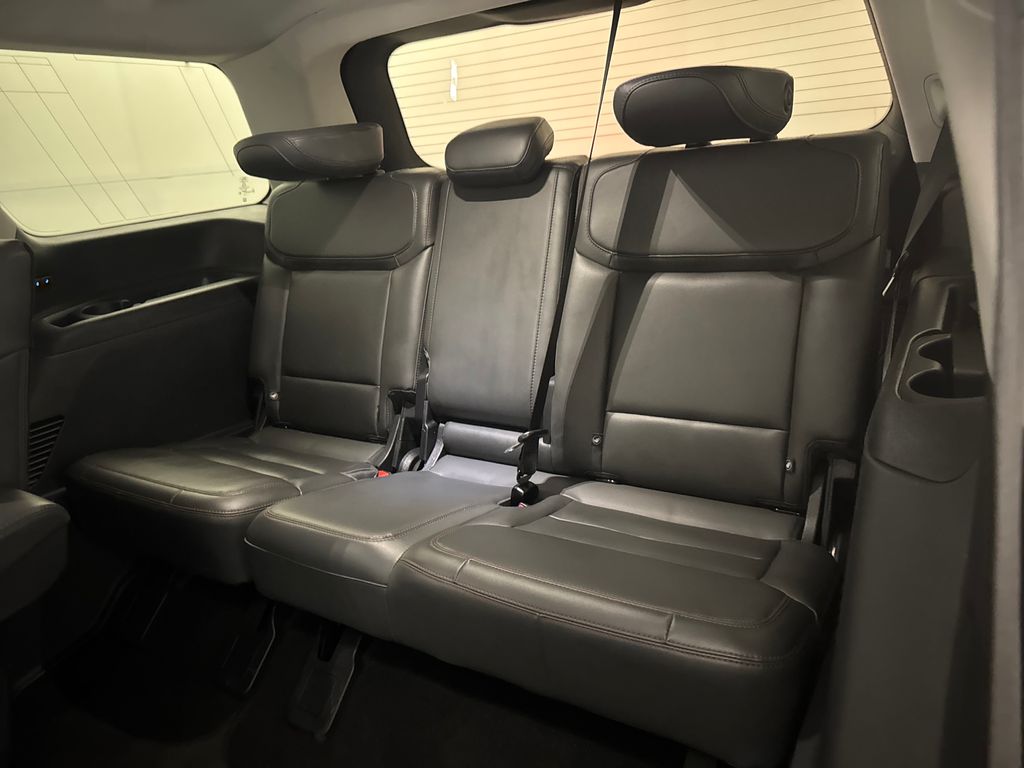 Certified Used 2025 Gray Ford Active image 36
