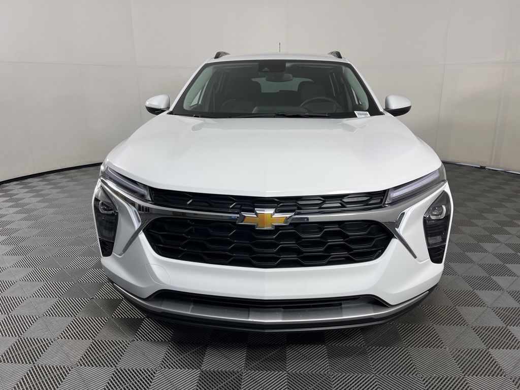 Thumbnail: 2026 Chevrolet Trax - 7