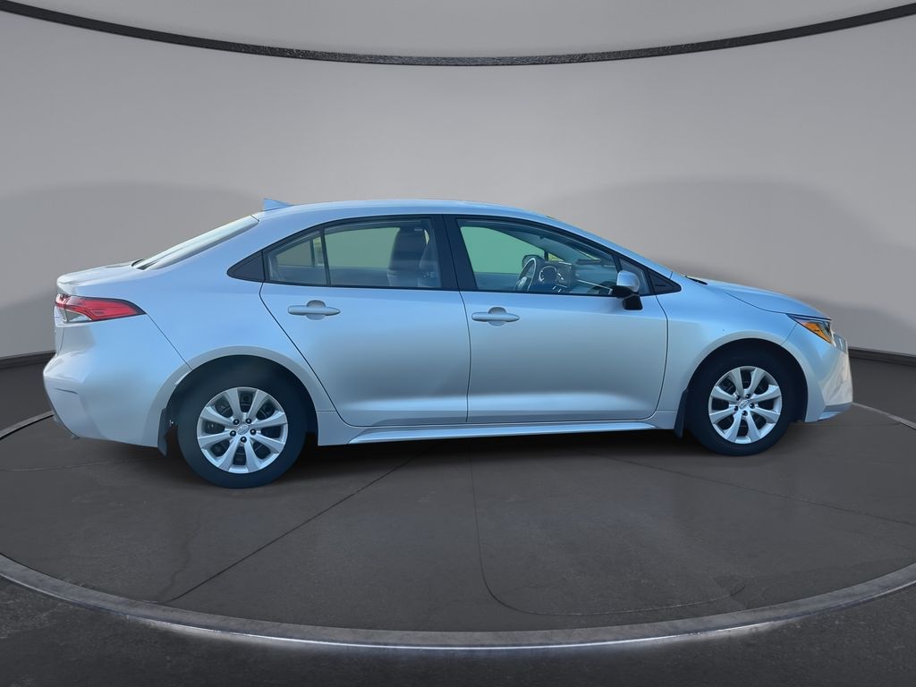 Thumbnail: 2025 Toyota Corolla - 9