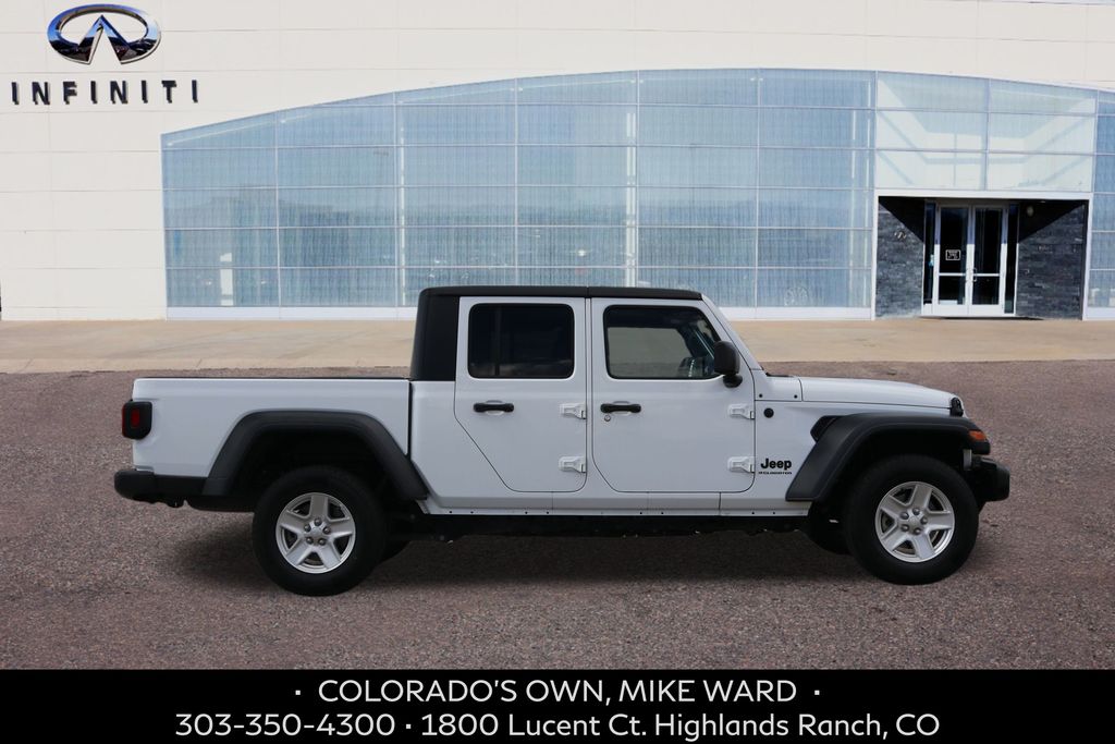 2023 Jeep Gladiator Sport photo