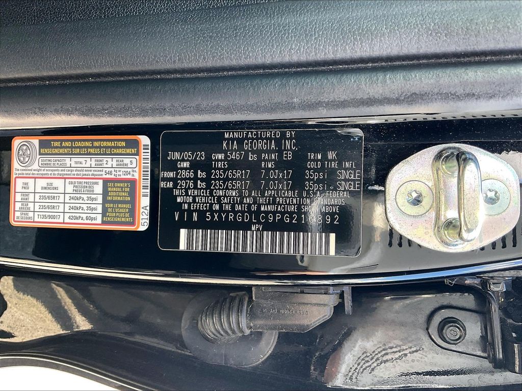 2023 Kia Sorento — photo 32