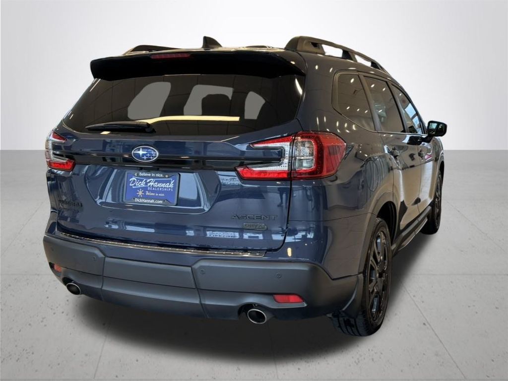 2023 Subaru Ascent Onyx Edition photo 2