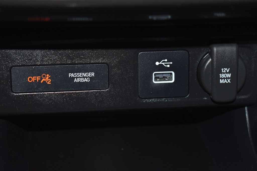 Thumbnail: 2023 Acura Integra - 21