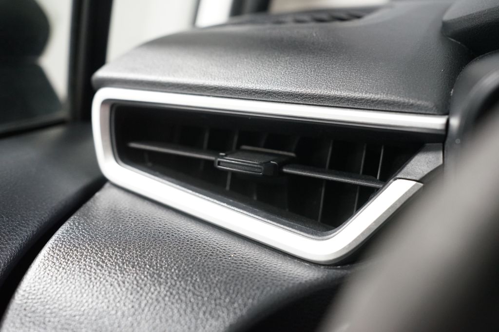 Thumbnail: 2020 Toyota Corolla - 22