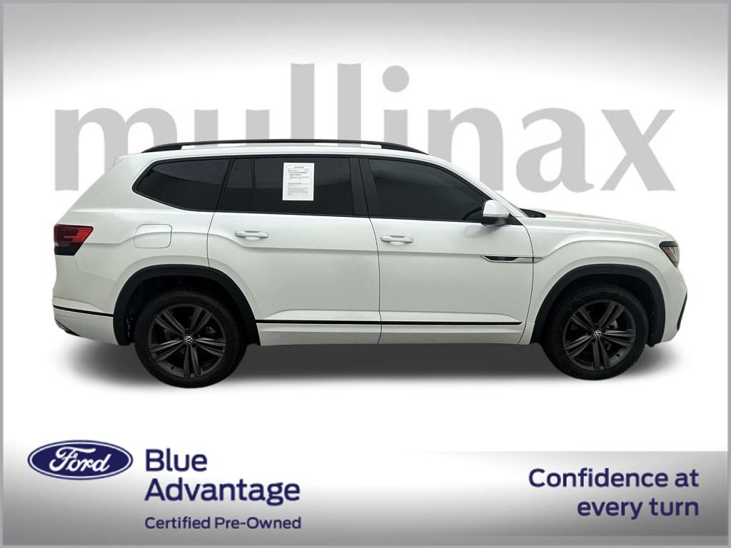 2021 Volkswagen Atlas V6 SE Technology R-Line photo 2