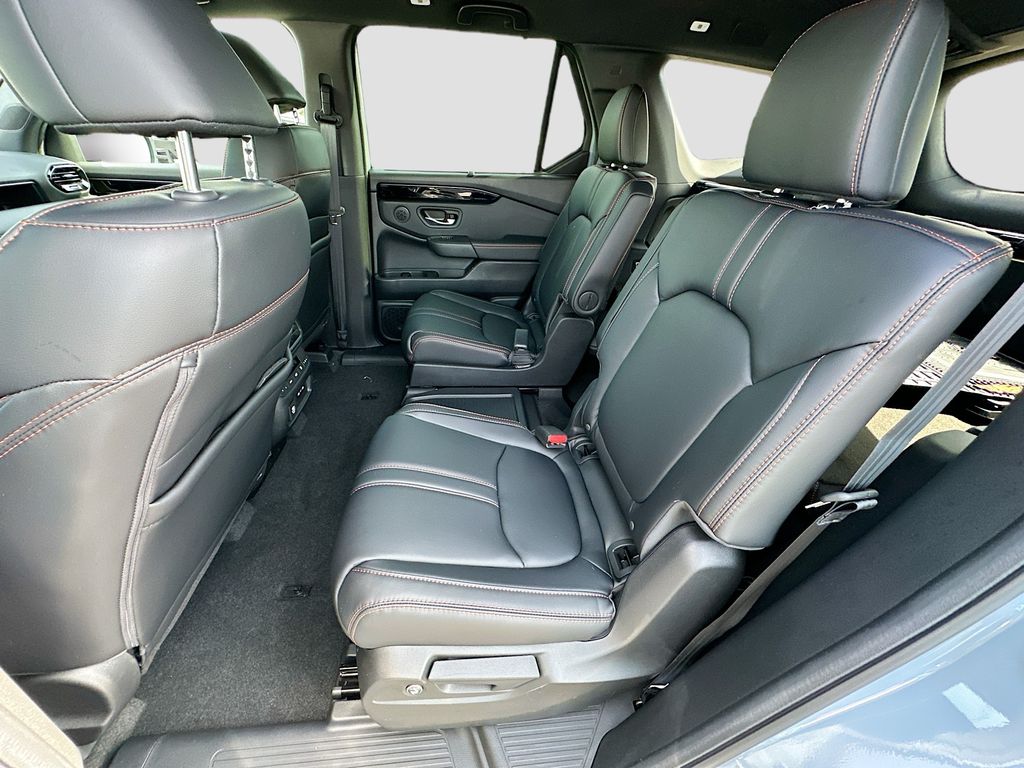 2025 Honda Pilot TrailSport 16