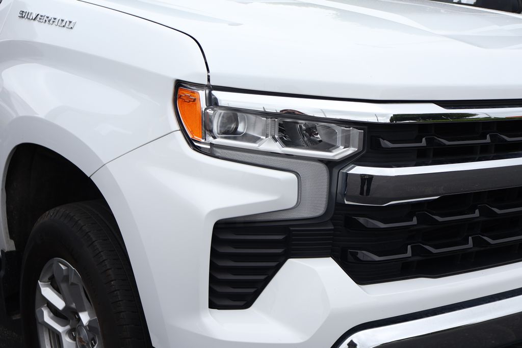 2023 Chevrolet Silverado 1500 LT 4