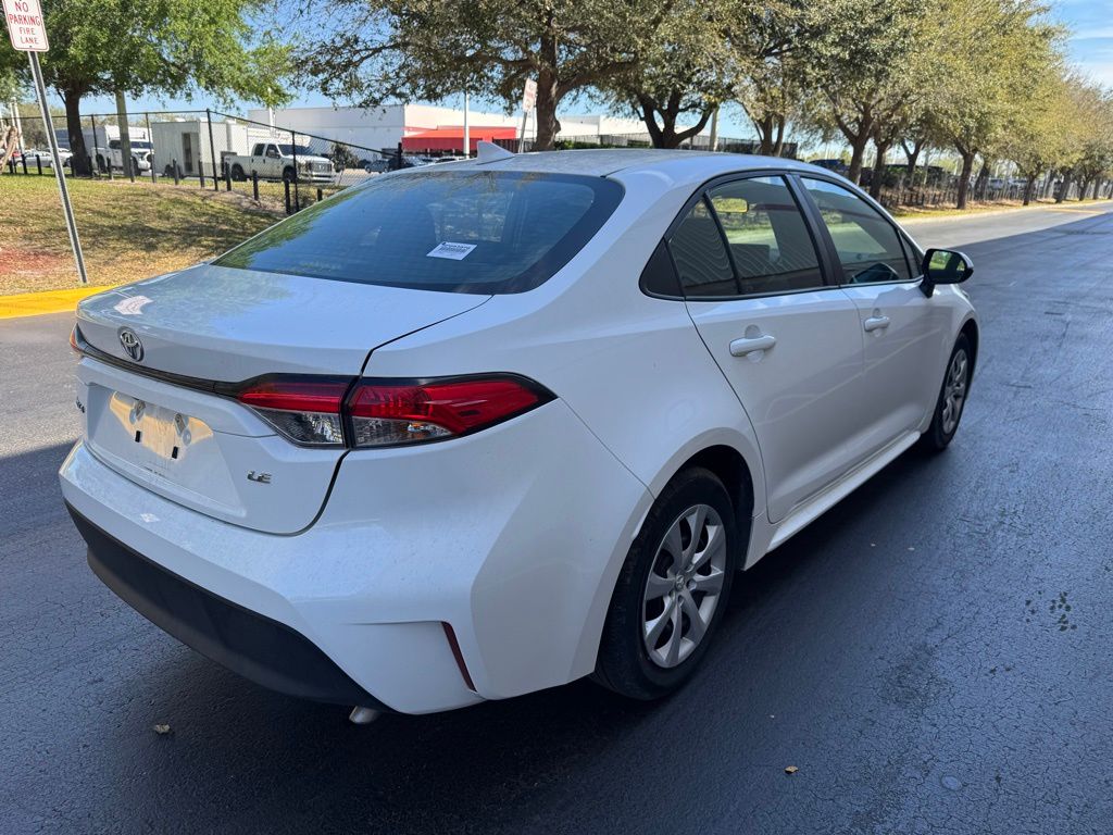 2024 Toyota Corolla LE 5