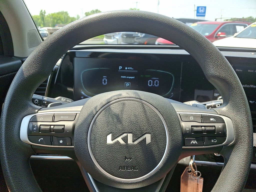 Thumbnail: 2023 Kia Sportage - 19