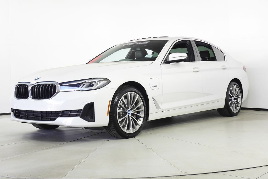 Thumbnail: 2022 BMW 5 Series - 2