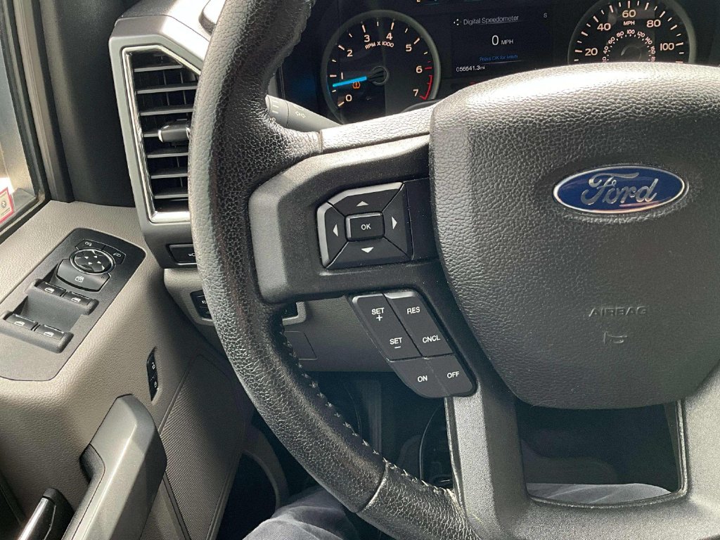 Used 2016 Blue Ford XLT image 12