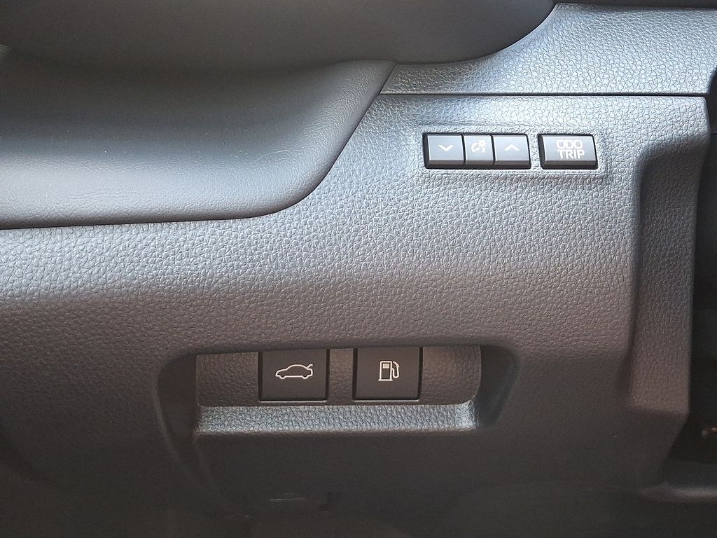 Thumbnail: 2026 Toyota Crown - 22