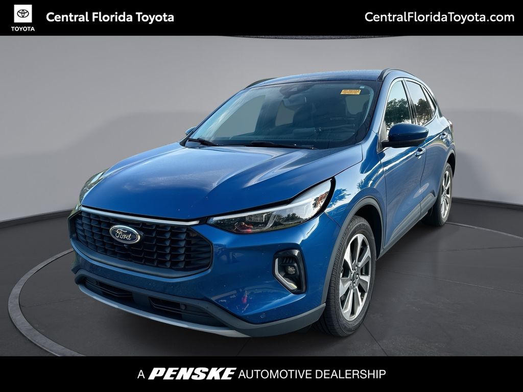 Thumbnail: 2023 Ford Escape - 1