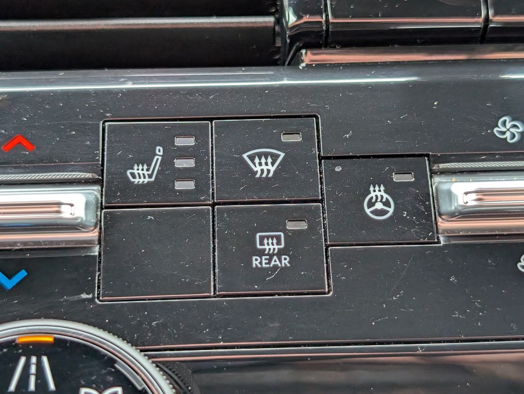 Used 2025 Nissan Armada SUV
