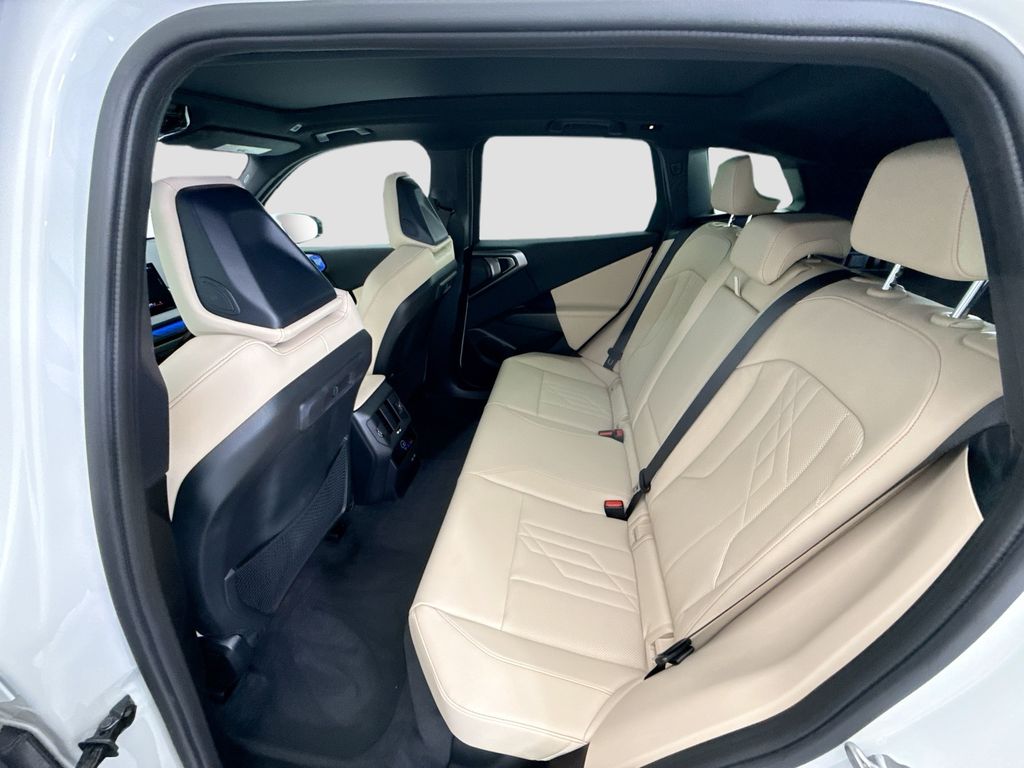 Thumbnail: 2026 BMW X3 - 19