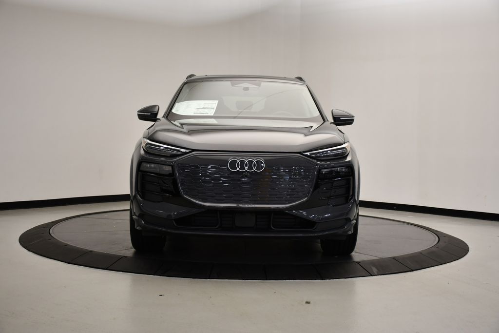 Thumbnail: 2025 Audi Q6 e-tron - 8