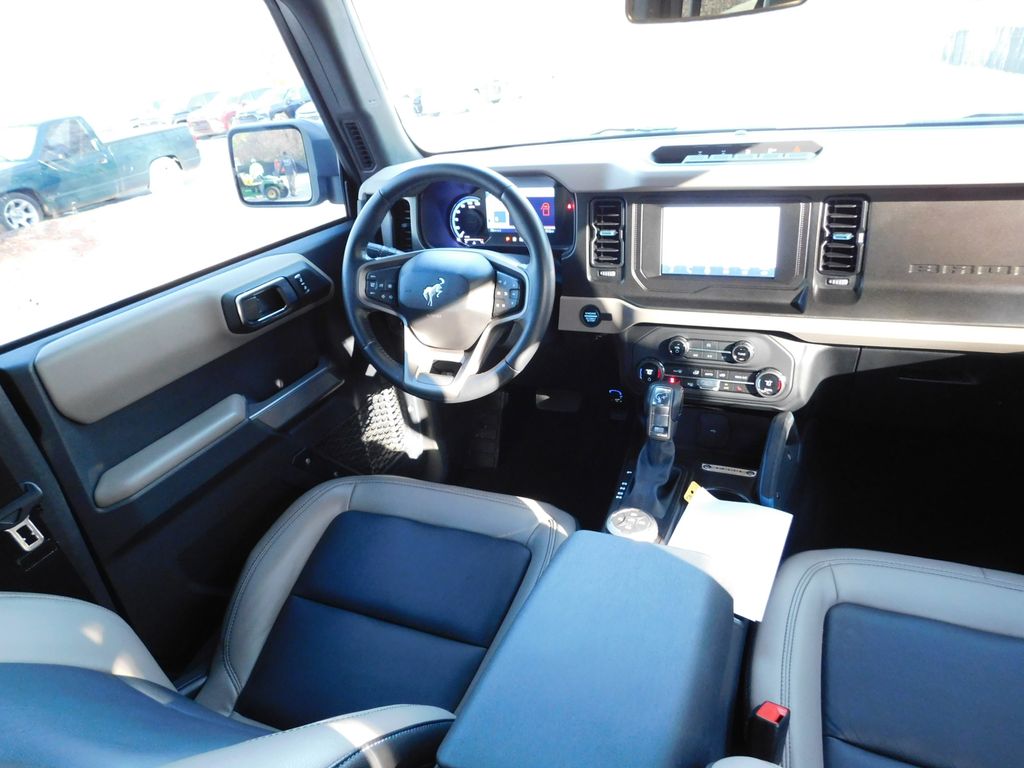 Thumbnail: 2023 Ford Bronco - 6