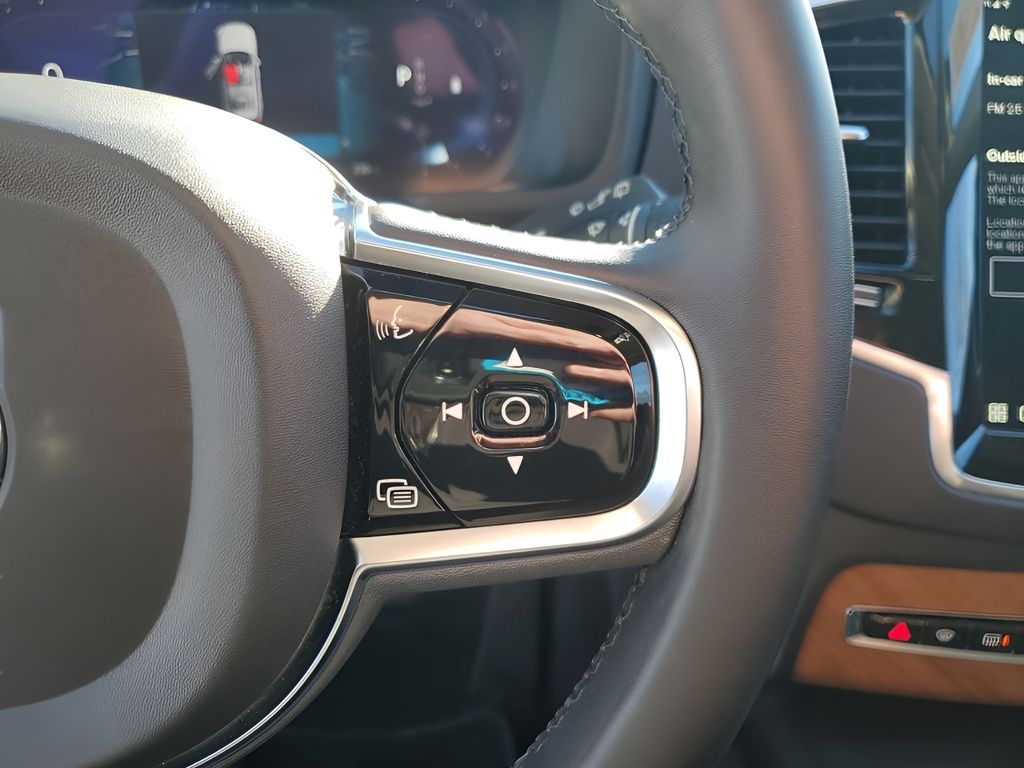 Used Car 2024 Volvo Xc90  B6 Plus Bright Theme 6-seater For Sale Under $40,000 In Austin, Texas