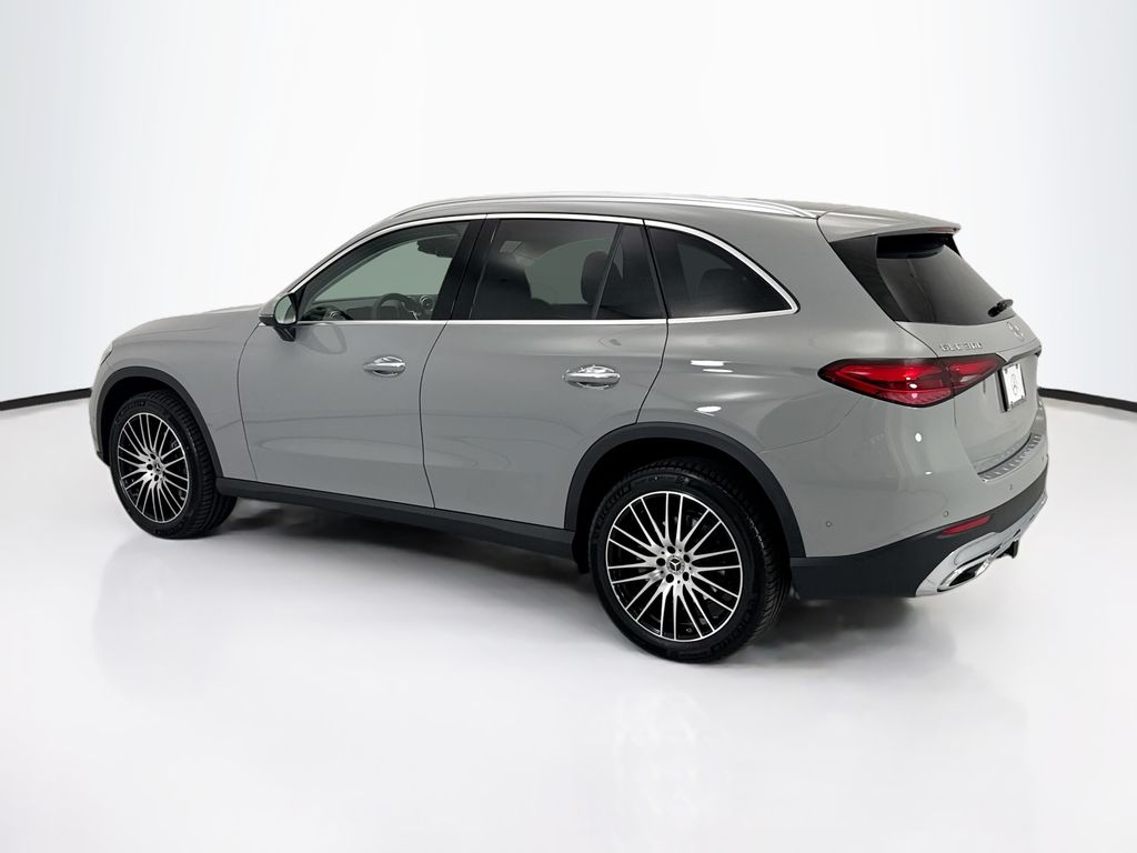 Thumbnail: 2026 Mercedes-Benz GLC - 7