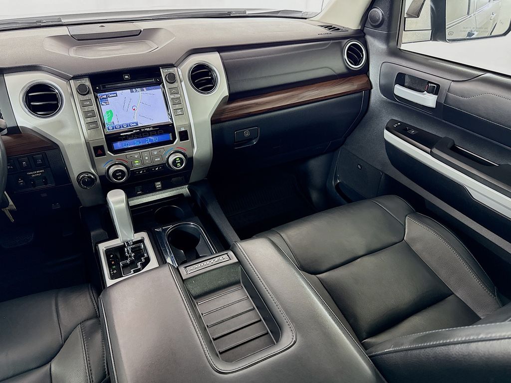 Thumbnail: 2019 Toyota Tundra - 24