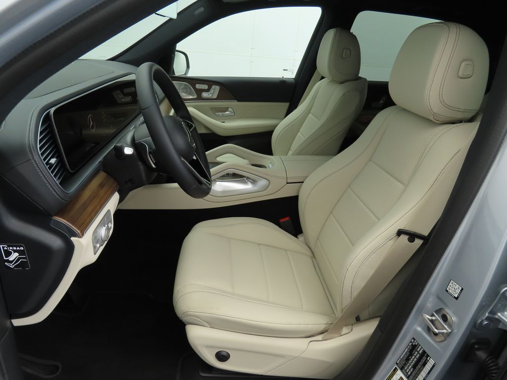 Thumbnail: 2026 Mercedes-Benz GLE - 19