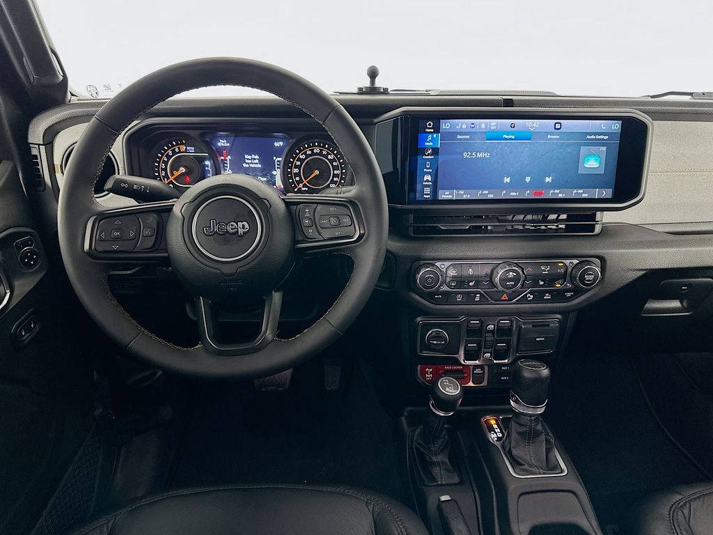 Thumbnail: 2024 Jeep Gladiator - 21