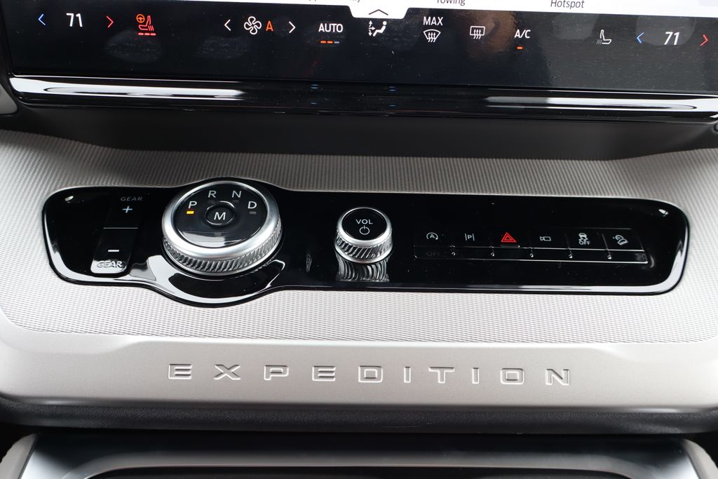new 2026 Ford Expedition car, priced at $71,097