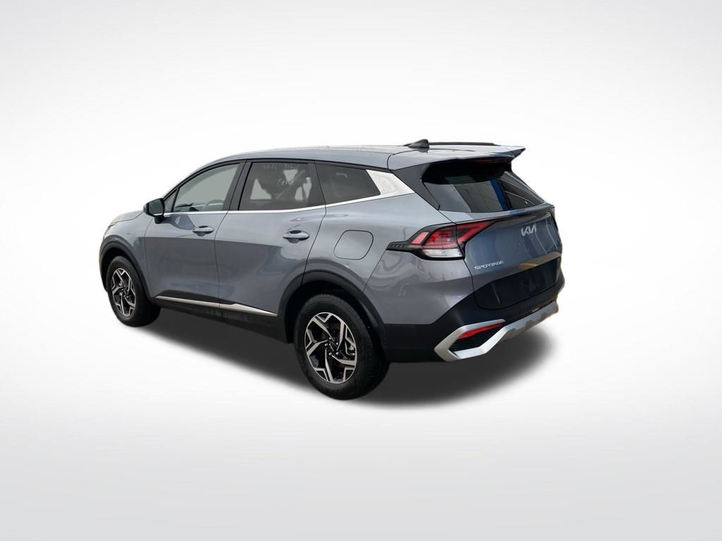 Used 2025 Silver Kia LX image 5