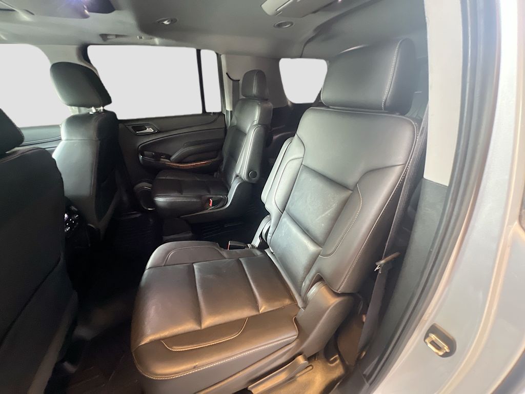Used 2019 Silver Chevrolet Premier image 26