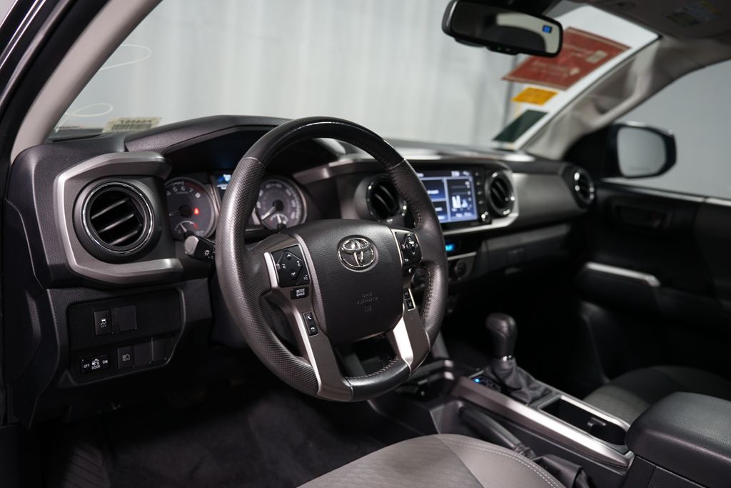 2021 Toyota Tacoma SR5 7