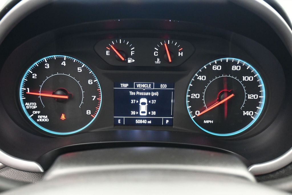 Used 2024 Sterling Gray Metallic Chevrolet LT image 25
