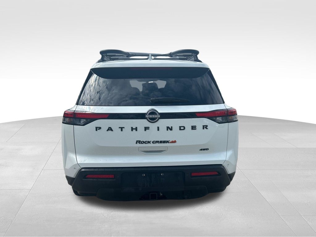 2025 Nissan Pathfinder Rock Creek White at South Hills Kia