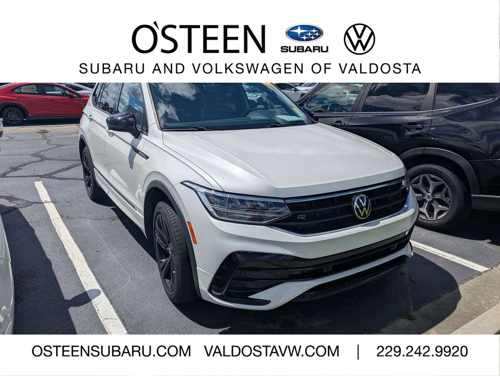  2023 Volkswagen Tiguan SE R-Line Black FWD   