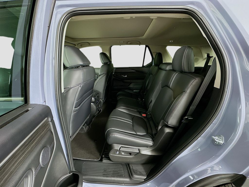Thumbnail: 2026 Honda Pilot - 17