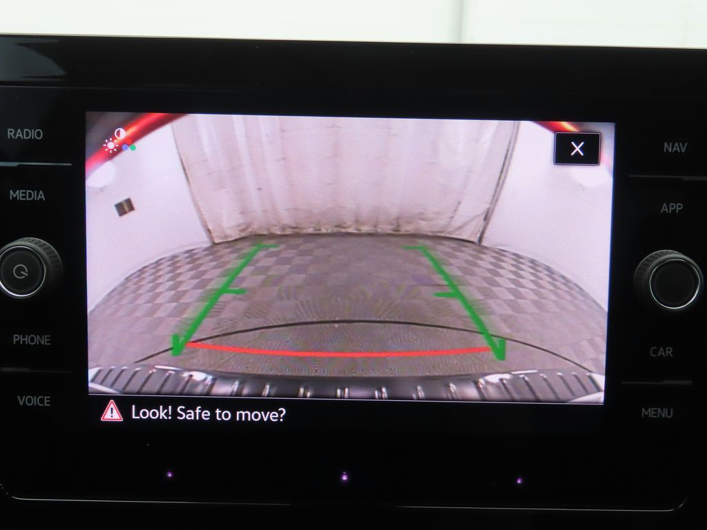 Thumbnail: 2025 Volkswagen Jetta - 15