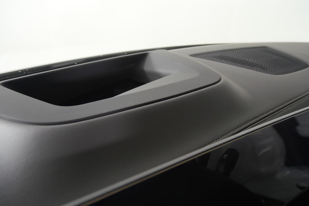 Thumbnail: 2026 BMW X5 - 18