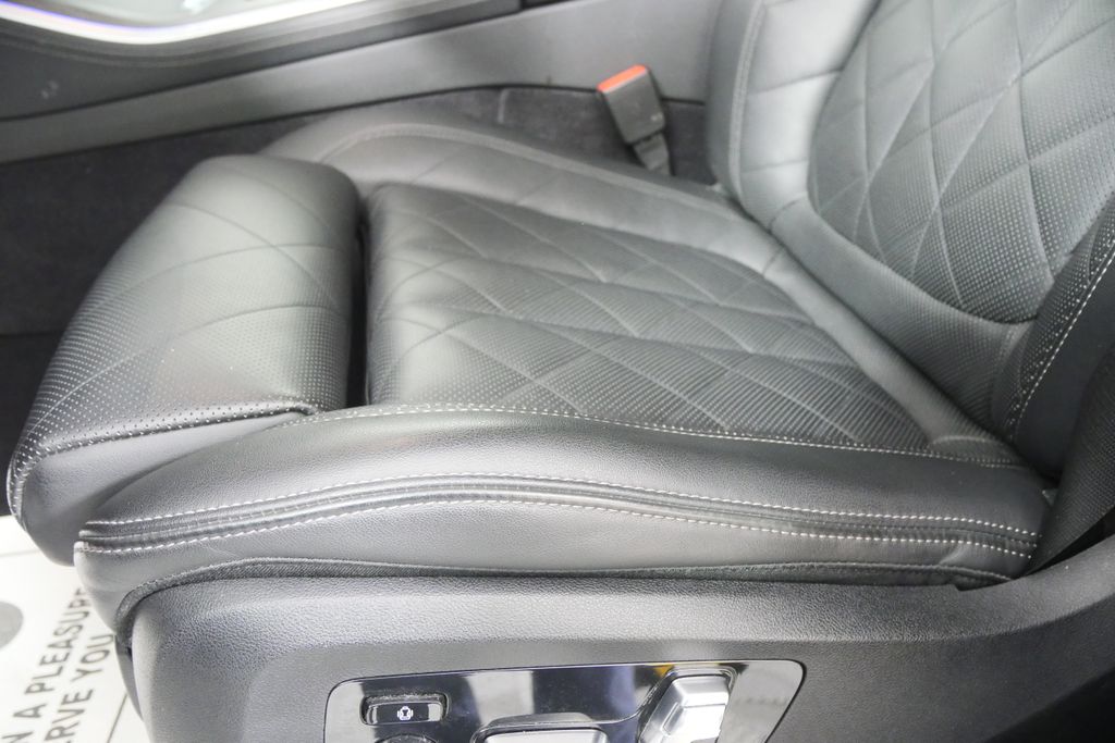 Thumbnail: 2024 BMW X5 - 9