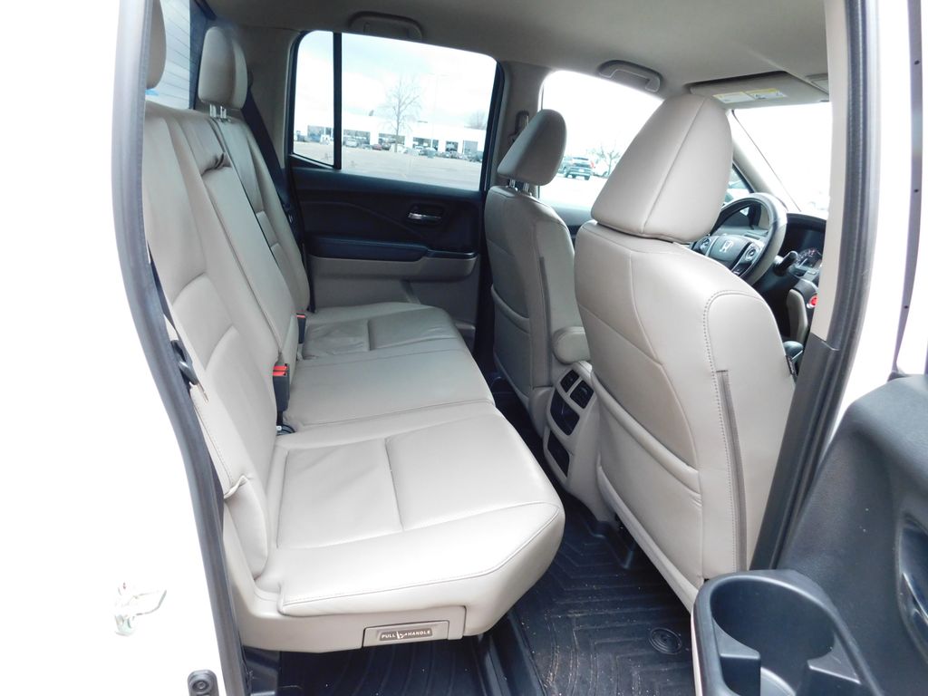 Thumbnail: 2017 Honda Ridgeline - 5