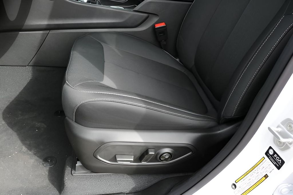 New Car 2025 Jeep Grand Cherokee L  Laredo X For Sale Under $35,000 In Austin, Texas