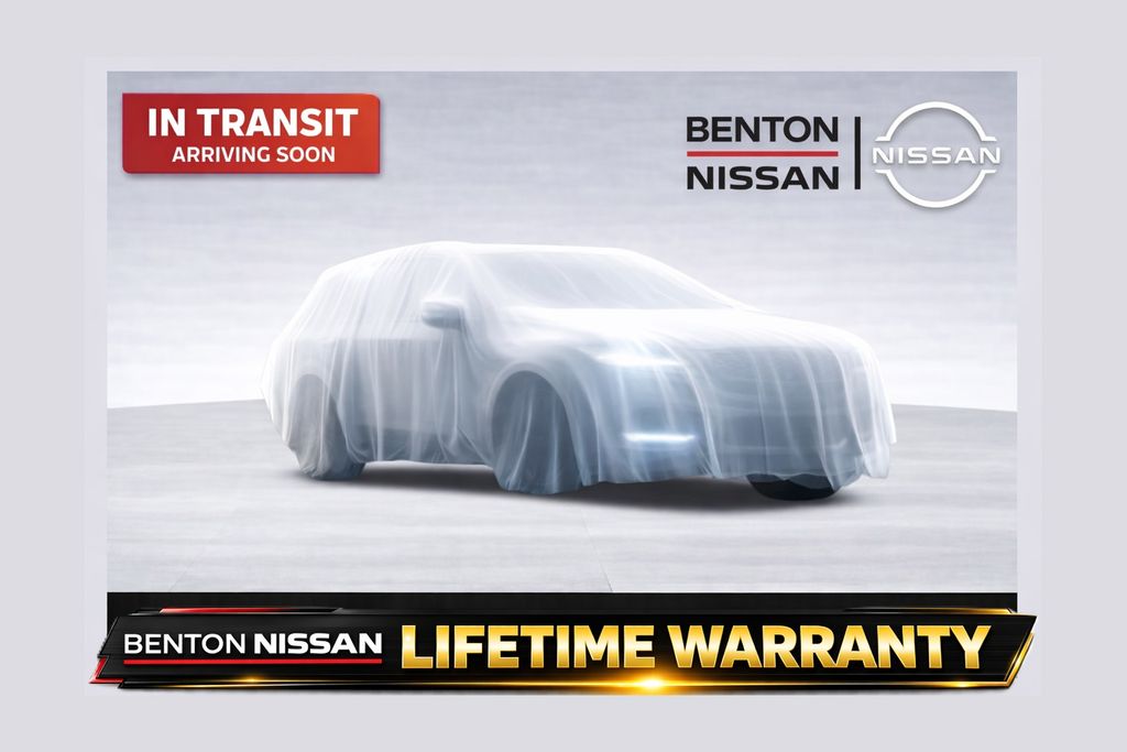 Aspen White Tricoat/Super Black 2025 Nissan Kicks SR FWD SUV / Crossover Front-Wheel Drive Continuously Variable Transmission