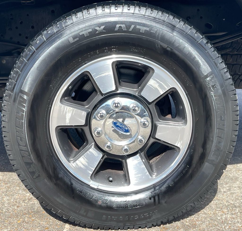 2015 Ford F-250SD Lariat Black at Autostrade