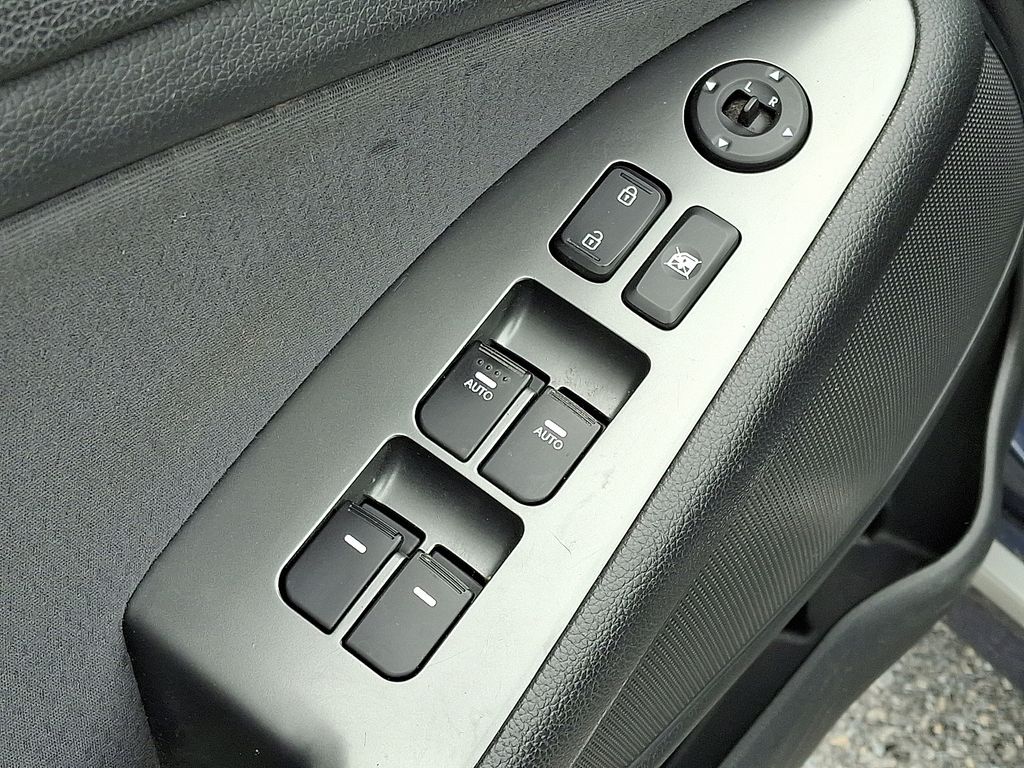2014 Kia Optima Hybrid — photo 14