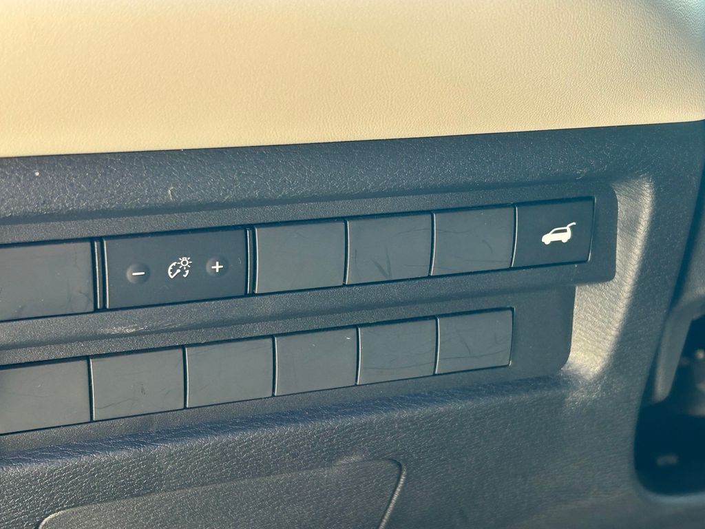 Used 2025 Mitsubishi Outlander SUV