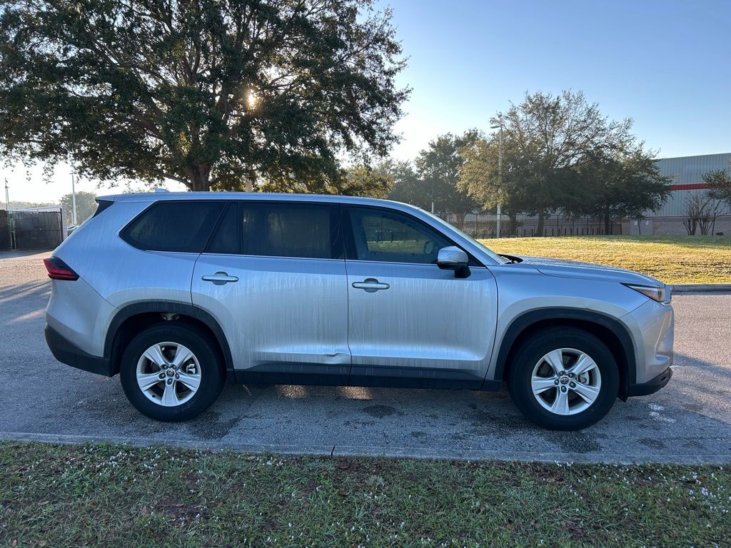Thumbnail: 2025 Toyota Grand Highlander - 6